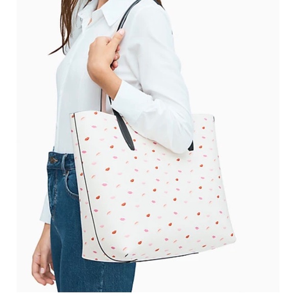 Kate Spade Disney Minnie Large Reversible Tote - Picture 4 of 15